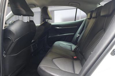 Toyota Camry 2.5 Hybrid Prestige