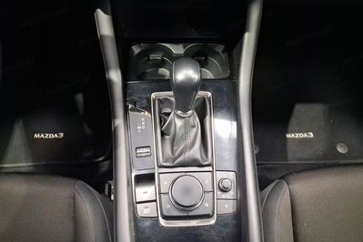 Mazda 3 2.0 Kai