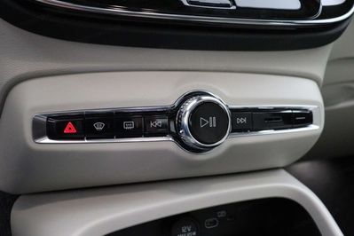 Volvo XC40 B4 Ultra Dark