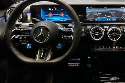Mercedes Klasa A 35 AMG 4-Matic