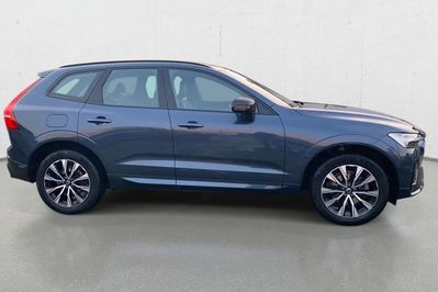 Volvo XC60 B5 B AWD Plus Dark aut