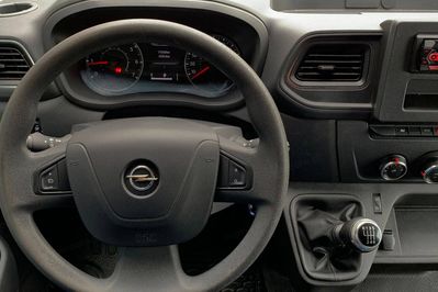 Opel Movano L2H2