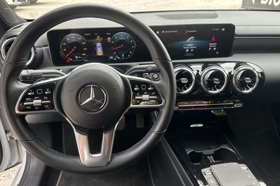 Mercedes CLA 200