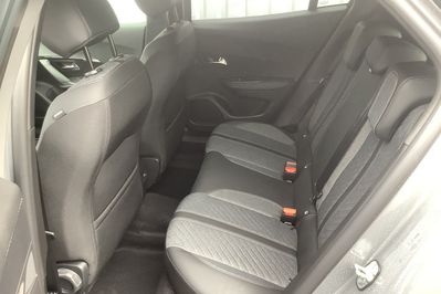 Peugeot 2008 ALLURE 1.2 mHEV e-DCS6