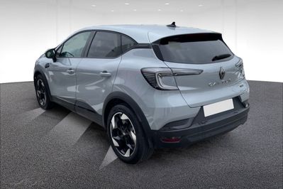 Renault Captur Techno 1.6 E-Tech Hybrid AT