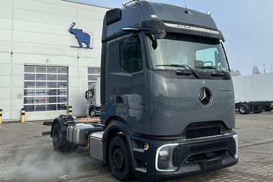 Mercedes Actros L 4x2 ProCabin-Giga Autotransporter LUGGI