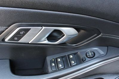 BMW Seria 3 320d xDrive Sport Line aut