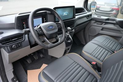 Ford Transit Custom 320 L2H1 Trail