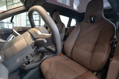 BMW iX xDrive60