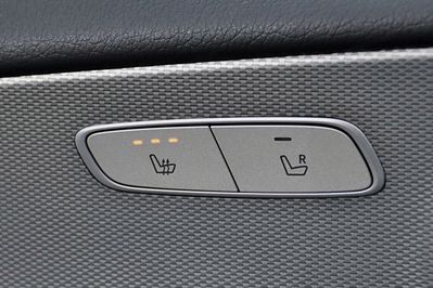 Mercedes Klasa E 220 d 4-Matic 9G-TRONIC