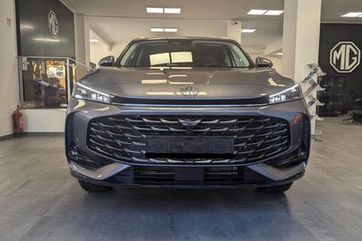 MG HS Exclusive 1.5 AT