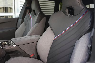 BMW iX xDrive45