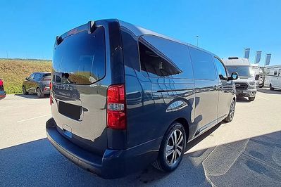 Peugeot Traveller Long L2H1 Business EAT8