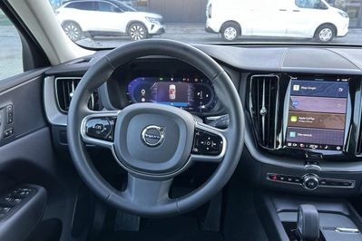 Volvo XC60 B4 B Plus Dark