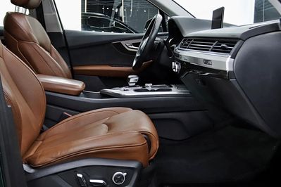 Audi Q7 50 TDI  quattro