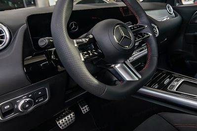 Mercedes GLA 200  AMG Line