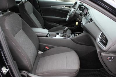 Opel Insignia 1.5 T Enjoy S&S