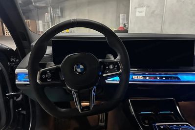 BMW Seria 7 740d xDrive M Sport