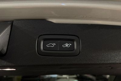 Volvo V60 B4 B R-Design aut