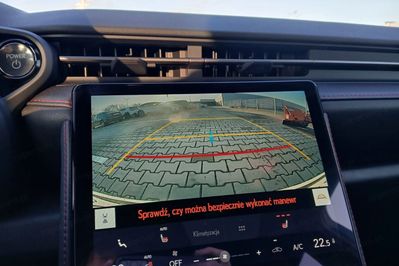 Lexus LBX Hybrid Emotion