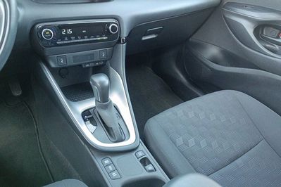 Mazda 2 1.5 Hybrid  Exclusive-line