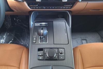 Mazda CX-60 Homura Plus 3.3 D mHEV AWD