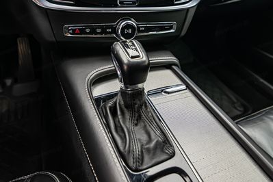 Volvo S90 D5 AWD R-Design aut