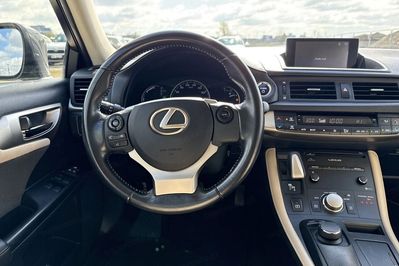 Lexus CT 200h Elegance