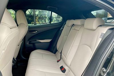 Lexus UX 250h F Impression 2WD