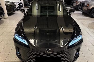 Lexus RX 450h+ Omotenashi 2.5 Hybrid Plug-in