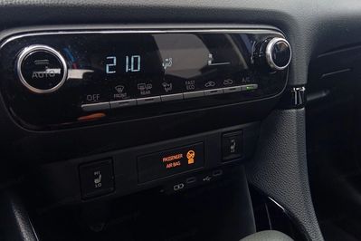 Toyota Yaris Hybrid 1.5