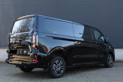 Ford Transit Custom 320 L2H1 Limited A8