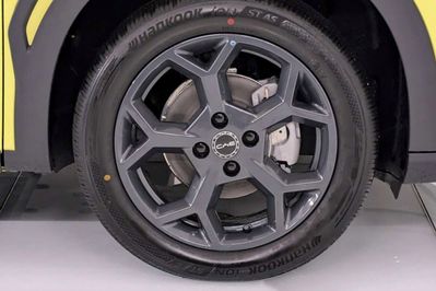 BYD Dolphin Surf Boost