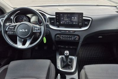Kia Ceed 1.5 T-GDI M