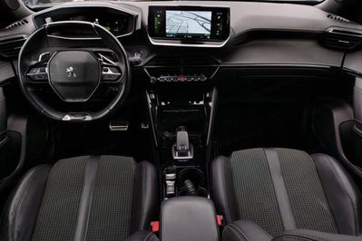 Peugeot 2008 1.2 PureTech GT