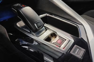 Peugeot 5008 1.6 BlueHDI Allure S&S EAT6