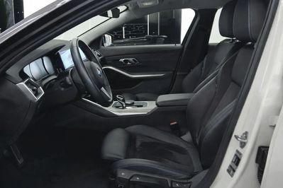 BMW Seria 3 318i M Sport aut