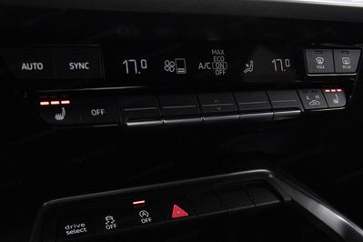Audi A3 35 TFSI mHEV Advanced S tronic