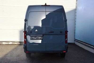 Renault Master L2H2 Extra AT9