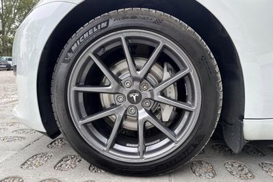 Tesla Model 3 Standard Range Plus