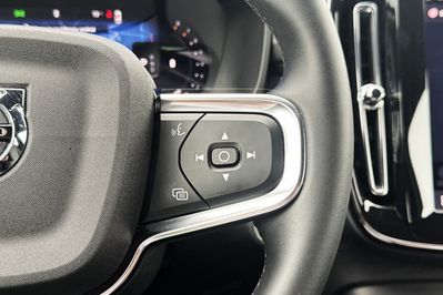 Volvo XC40 B3 Plus Dark aut