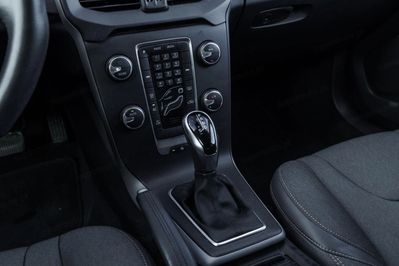 Volvo V40 T3 Drive-e Momentum