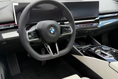 BMW Seria 5 520d xDrive M Sport