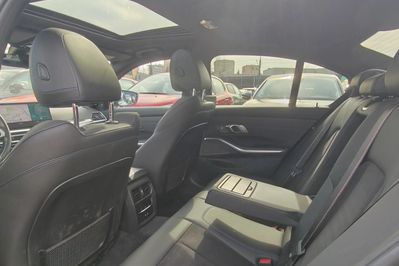 BMW Seria 3 M340d xDrive mHEV sport-aut