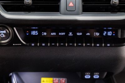 Lexus UX 250h F Sport Design 2WD