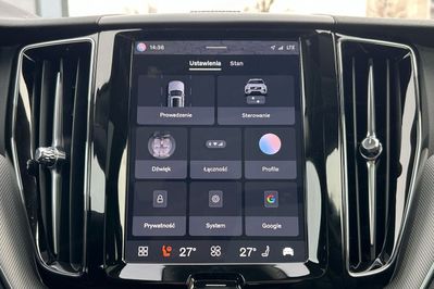 Volvo XC60 B5 B AWD Plus Dark aut