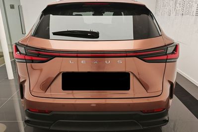 Lexus NX 350h Omotenashi 2.5 Hybrid AWD