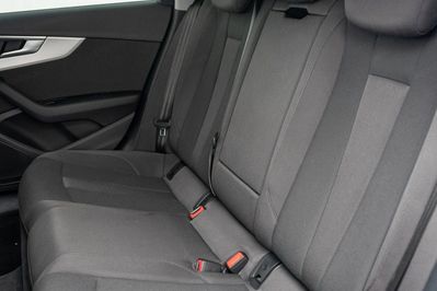 Audi A4 Avant 35 TFSI