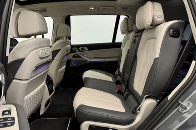BMW X7 xDrive40d mHEV sport-aut