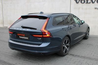Volvo V90 T6 AWD Plug-In Hybrid Ultra Dark aut